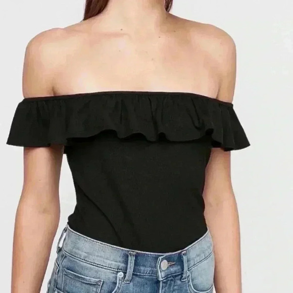 NWT Express Women’s Ribbed Ruffle Bodysuit Black S - Picture 1 of 6